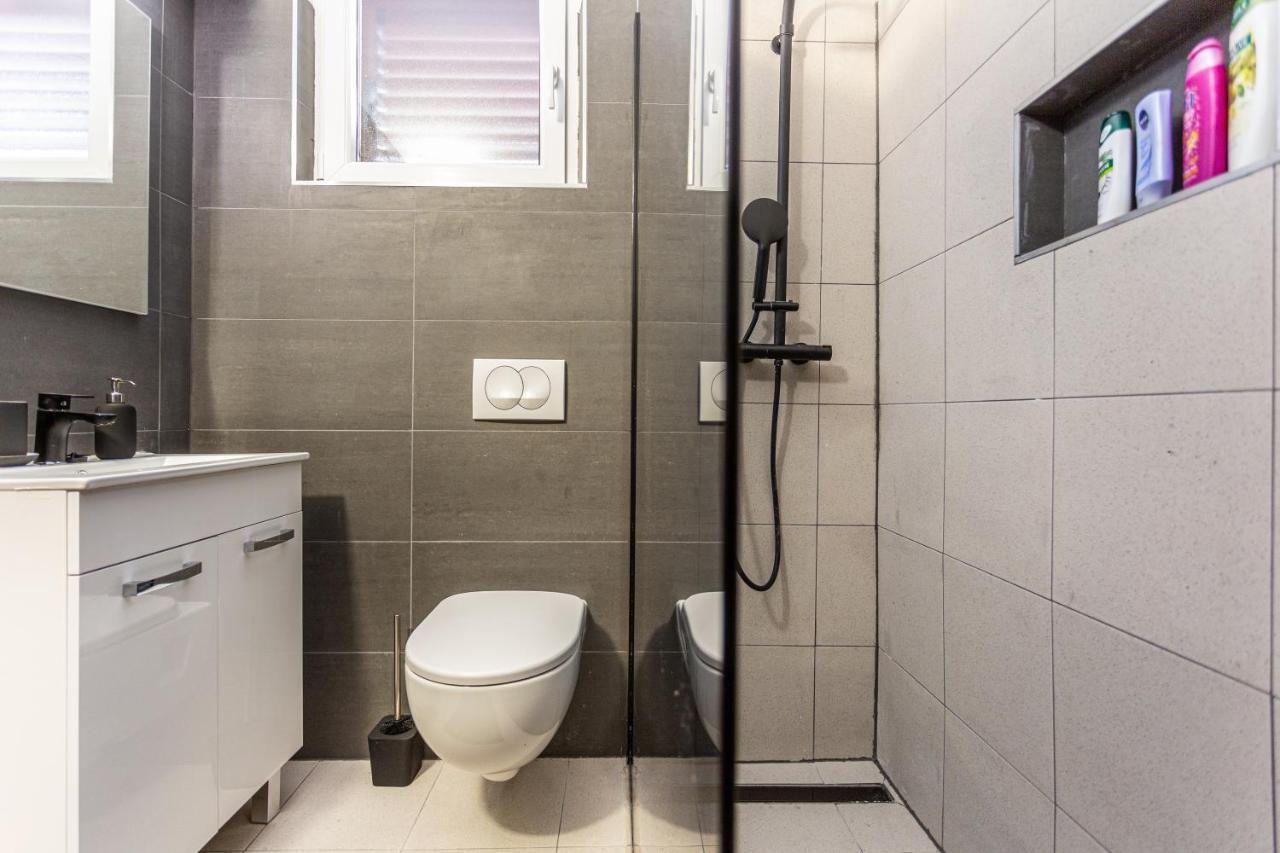 Smiljana Apartments Klimno Exterior photo
